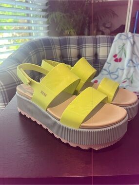 Reef Women’s Neon Yellow Platform Sandals